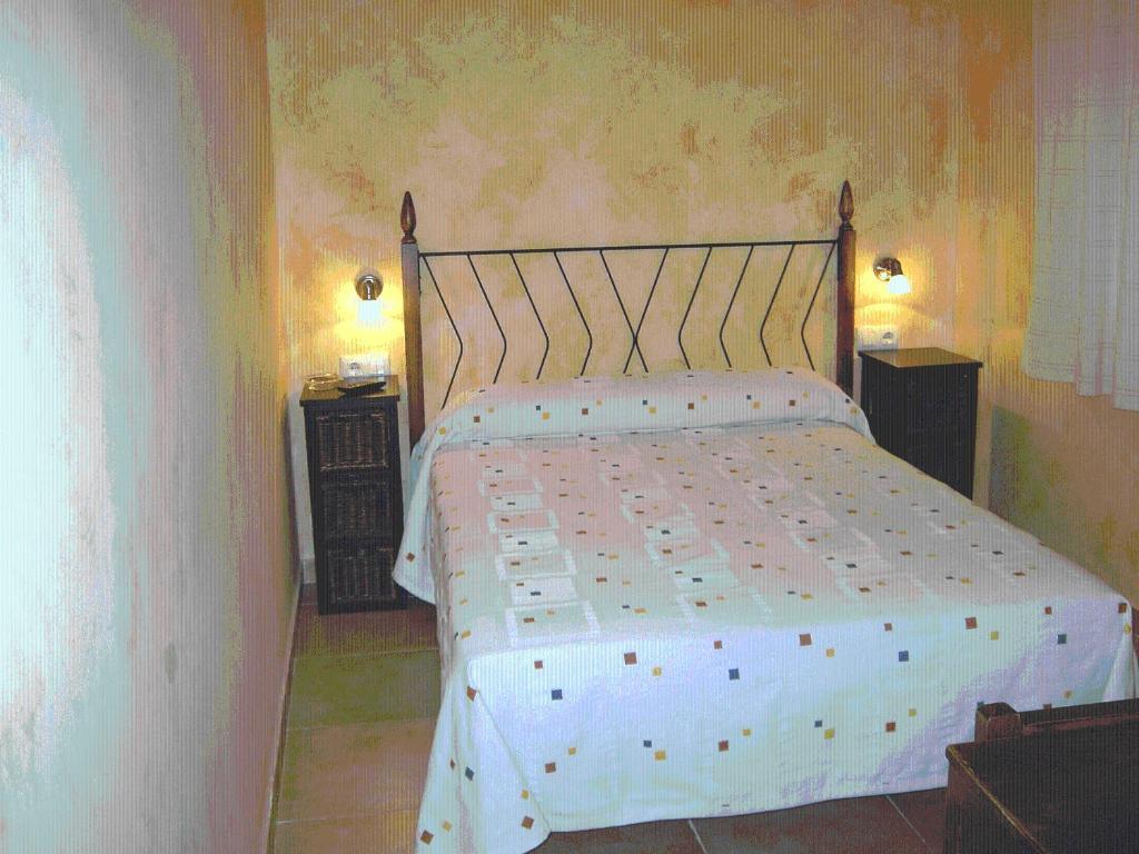 Hostal Valle Del Iregua Albelda De Iregua الغرفة الصورة